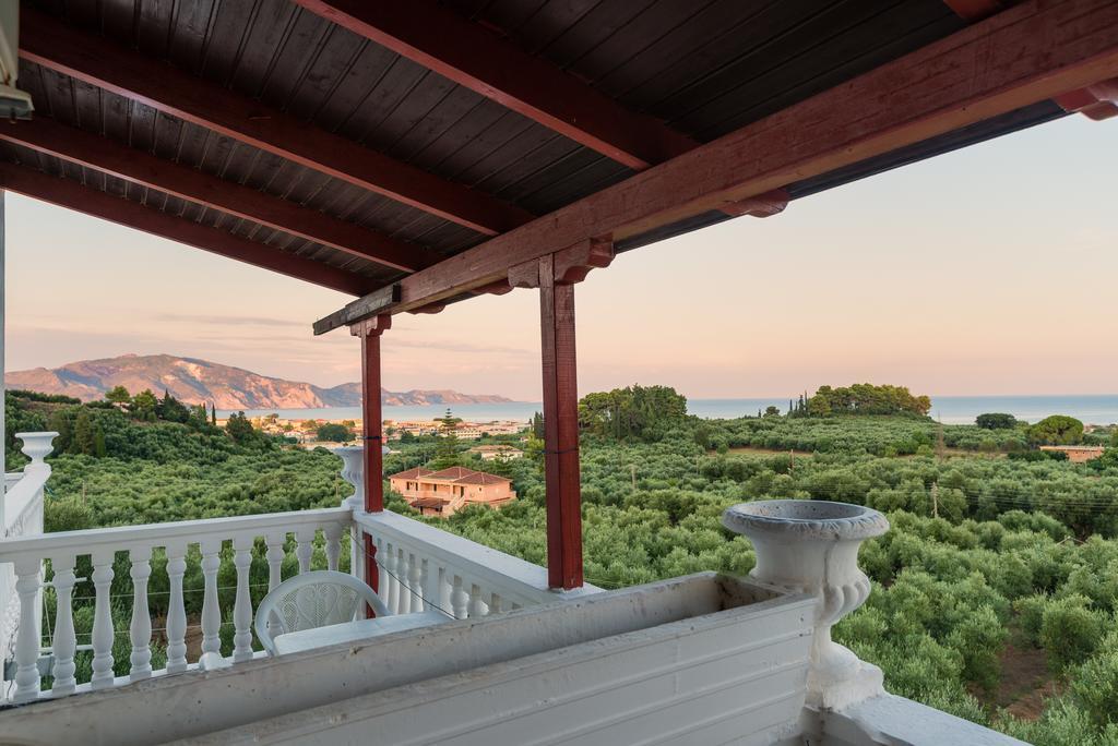 Tassos & Marios Apartments I Laganas Bilik gambar
