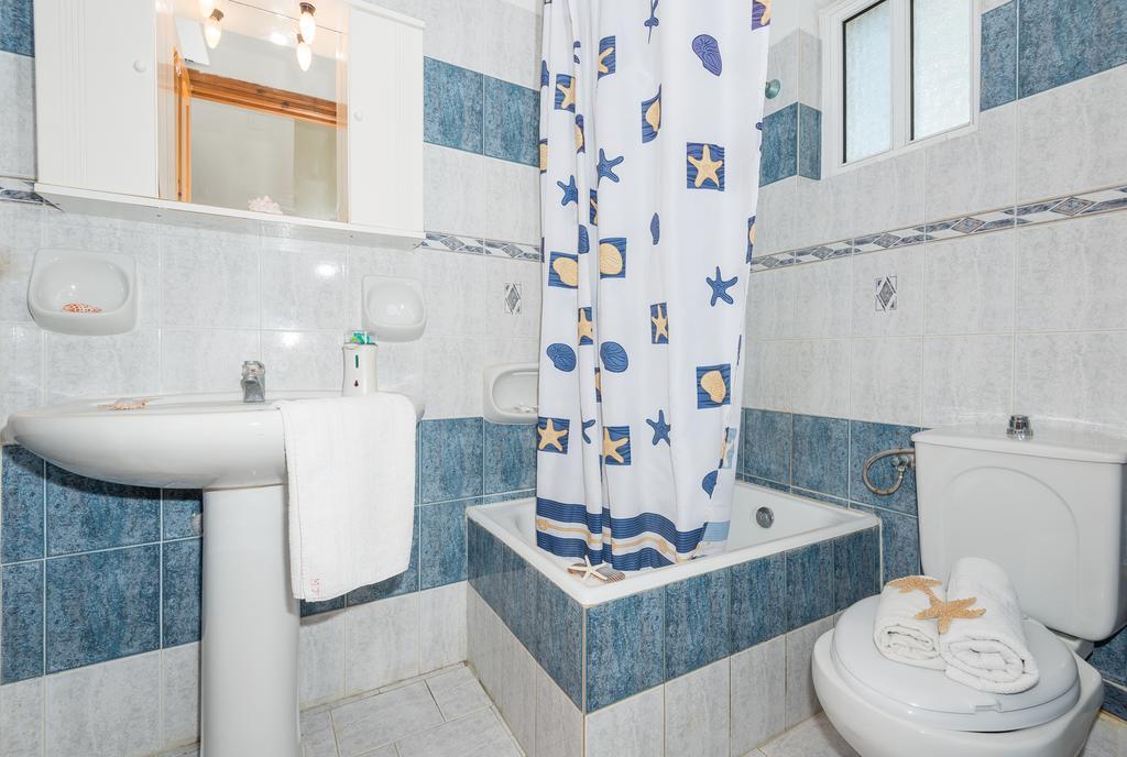 Tassos & Marios Apartments I Laganas Bilik gambar